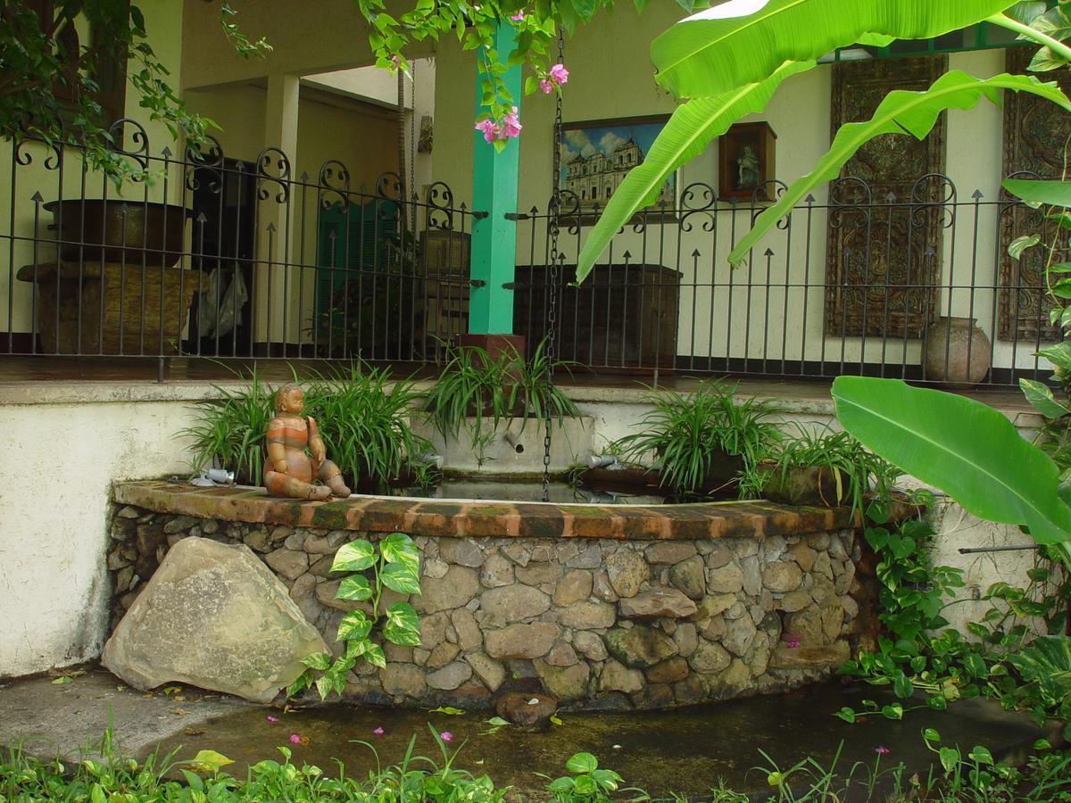 Hotel El Convento Leon Nicaragua Exterior photo