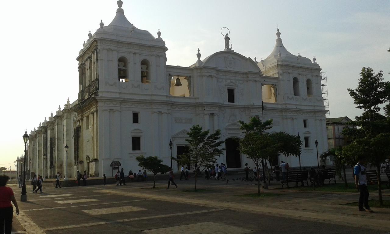 Hotel El Convento Leon Nicaragua Exterior photo