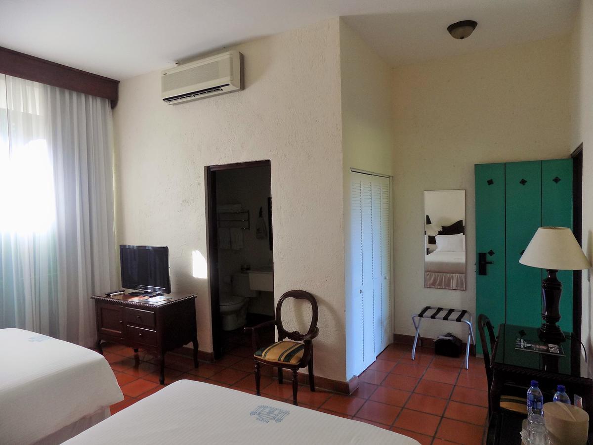 Hotel El Convento Leon Nicaragua Exterior photo