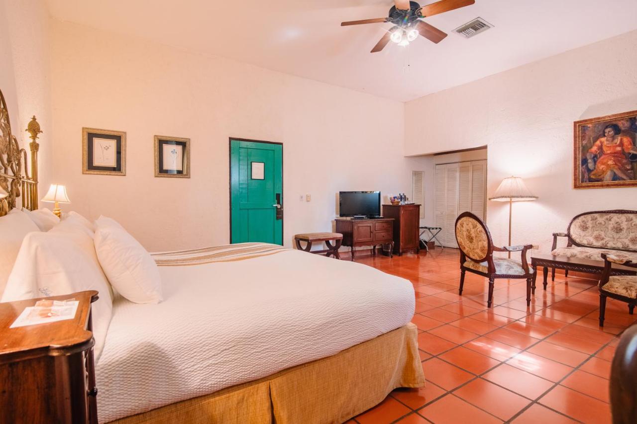 Hotel El Convento Leon Nicaragua Exterior photo